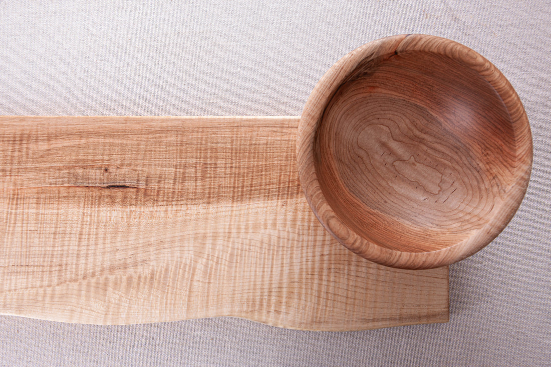 BOWL AND BOARD COMBO IN CURLY MAPLE
