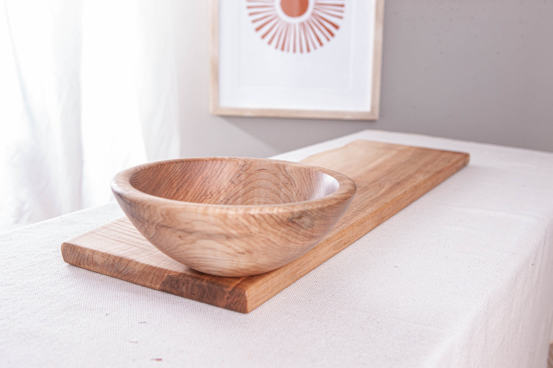 BOWL AND BOARD COMBO IN CURLY MAPLE
