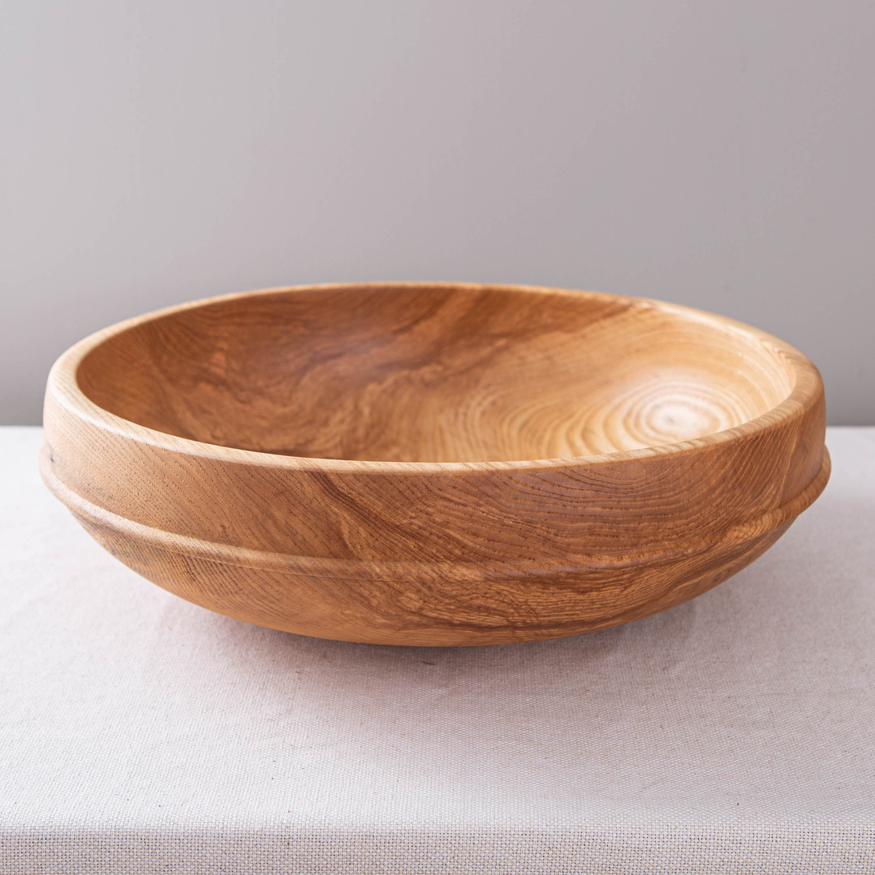 OBLIQUE RAISED BEAD BOWL IN FIGURED ASH 17.25
