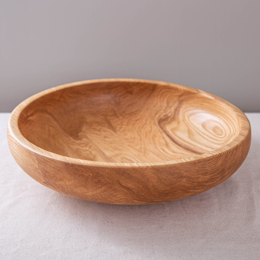 OBLIQUE BOWL IN TEXTURED FIGURED ASH 16.25"x4.25"