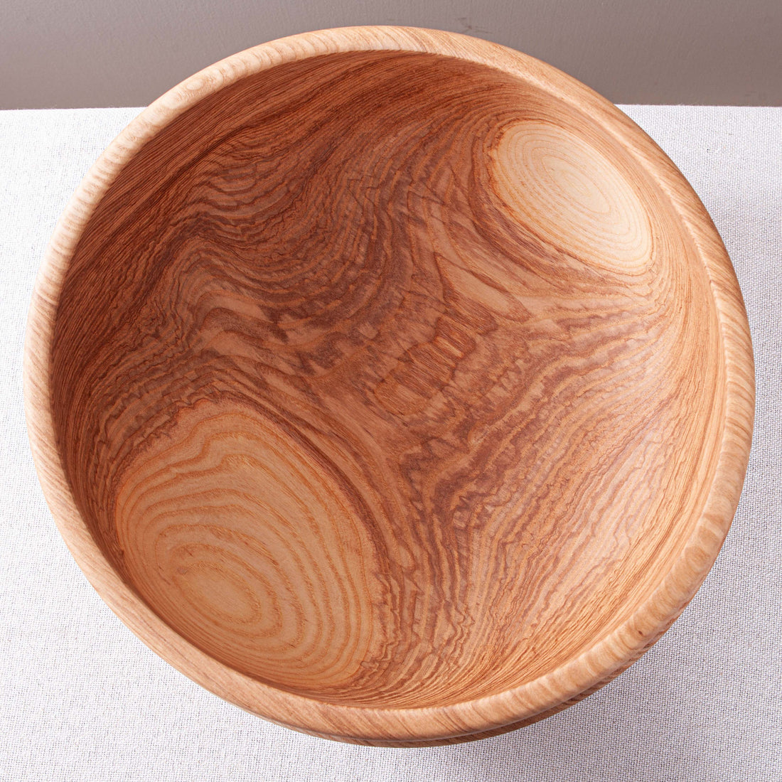 SINGLE BEAD PREMIER BOWL IN FIGURED ASH 16x6.25"