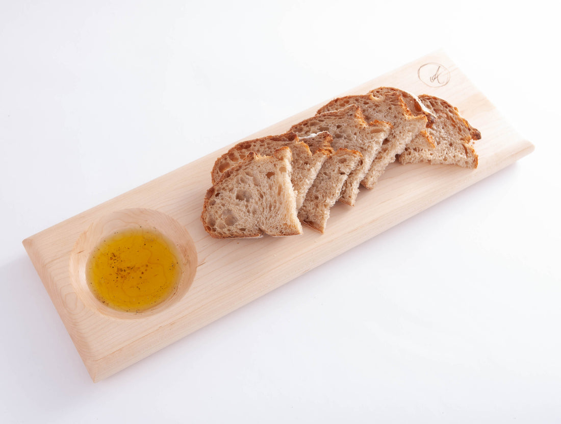 RECESSED BOWL SERVING BOARD IN MAPLE