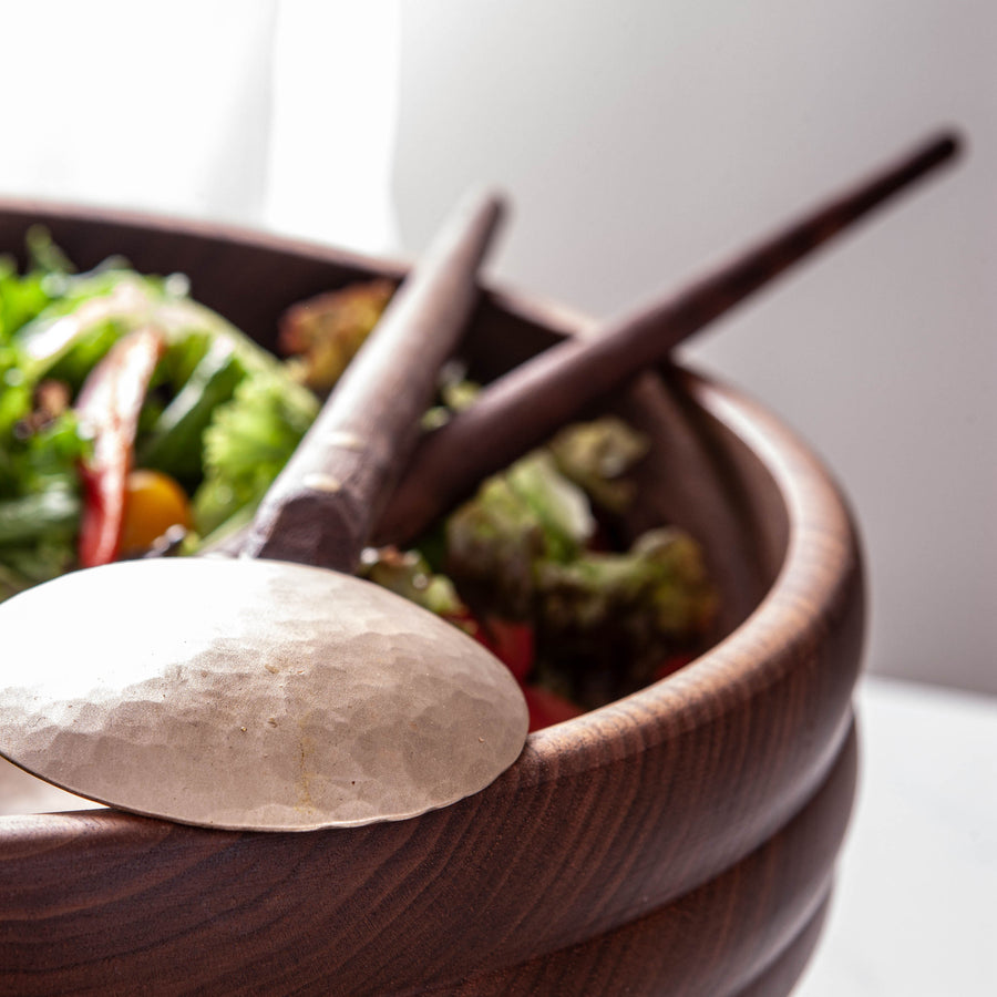 SALAD SERVERS IN BRASS AND BLACK WALNUT