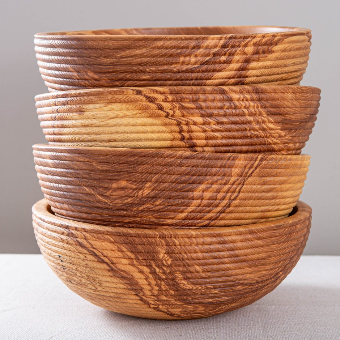 BANNETON BOWL IN FIGURED ASH 12.5"X4.5”