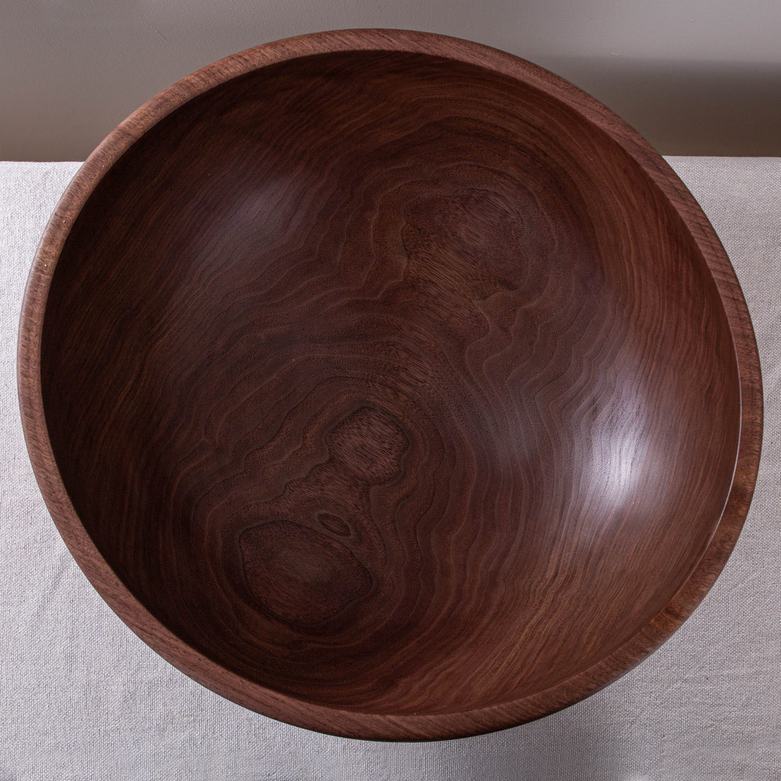 CASSINI BOWL IN TEXTURED BLACK WALNUT 19x7.75"