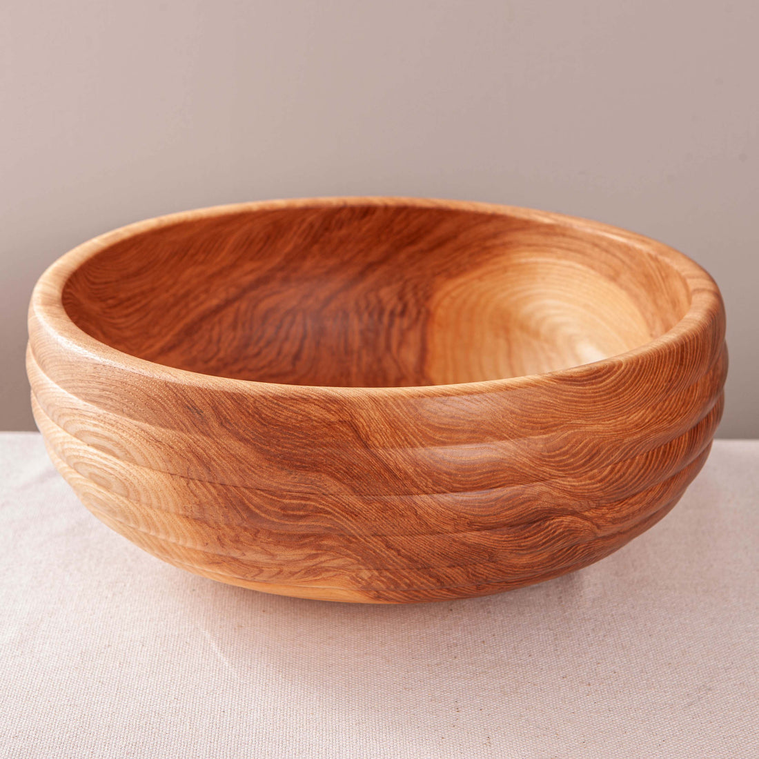 HIVE BOWL IN FIGURED ASH 15.5" x 6.25"